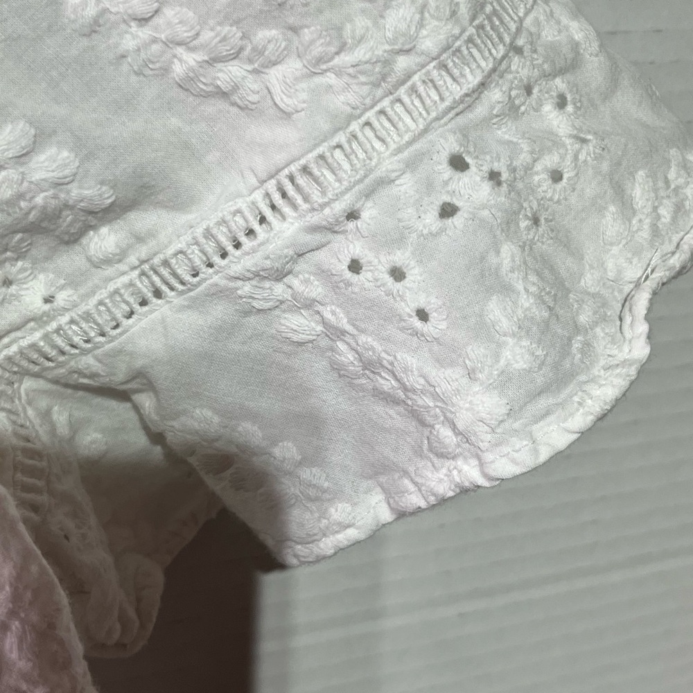 LIZ CLAIBORNE CAREER PETITE CROP TOP WOMEN P/L WHITE EYELET FEMININE DELICATE - Picture 5 of 9
